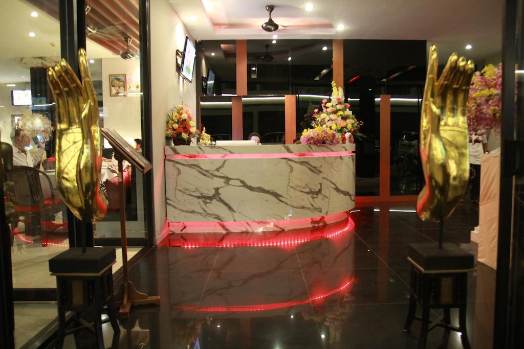 Hemingways Silk Hotel Patong Eksteriør billede