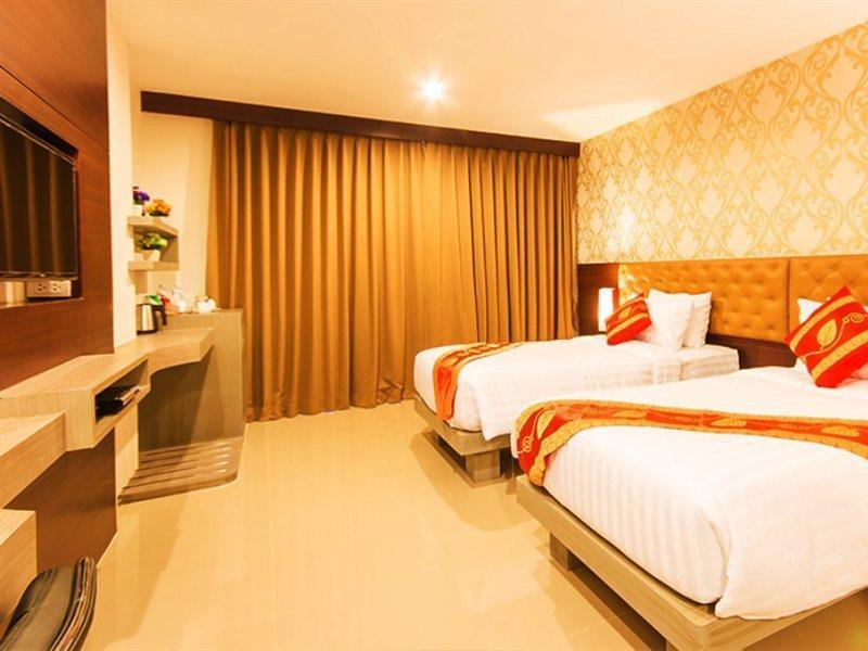 Hemingways Silk Hotel Patong Eksteriør billede