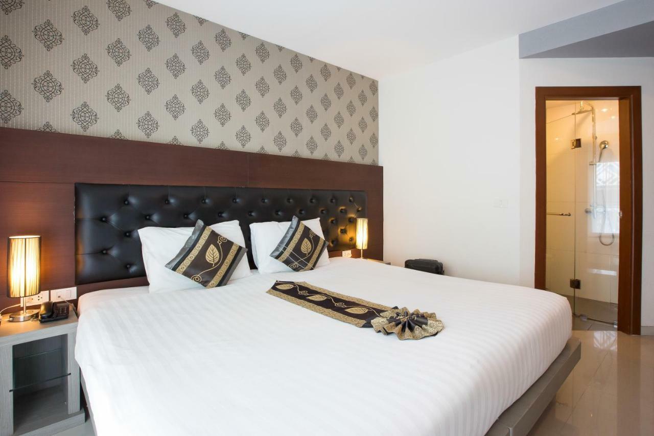 Hemingways Silk Hotel Patong Eksteriør billede